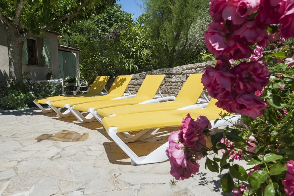 Le Grand Jardin Bed & Breakfast Lafare Bagian luar foto