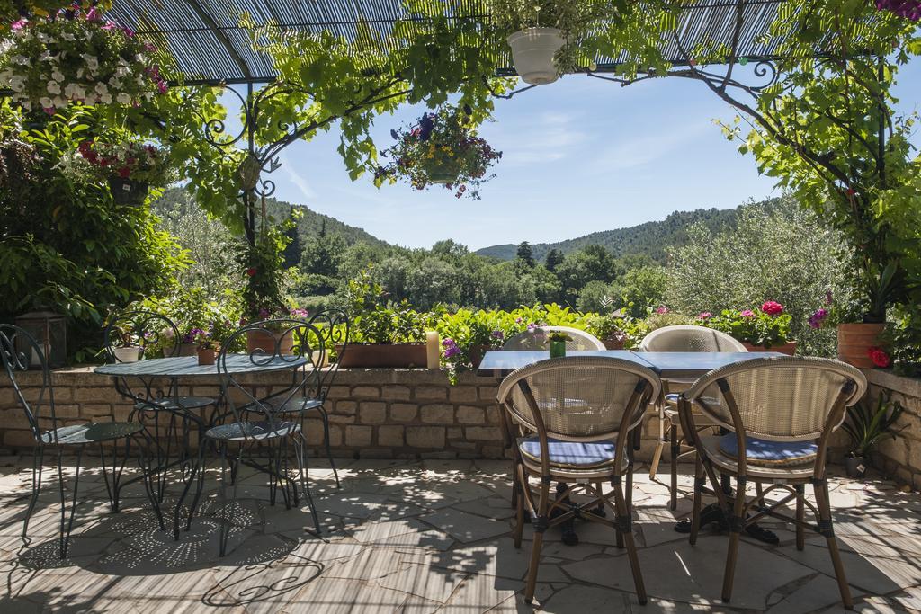 Le Grand Jardin Bed & Breakfast Lafare Bagian luar foto