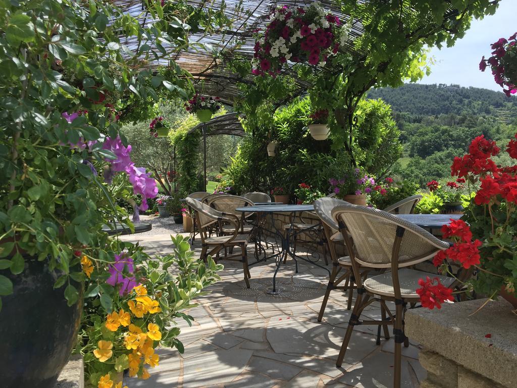 Le Grand Jardin Bed & Breakfast Lafare Bagian luar foto