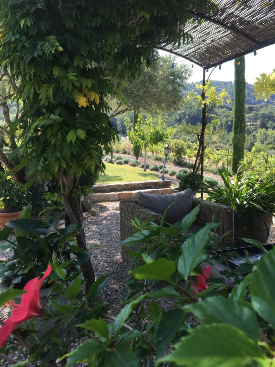 Le Grand Jardin Bed & Breakfast Lafare Bagian luar foto
