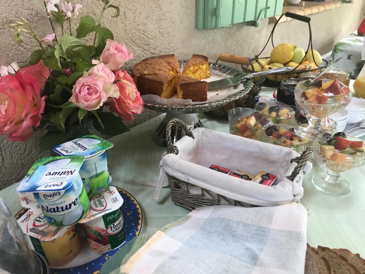 Le Grand Jardin Bed & Breakfast Lafare Bagian luar foto
